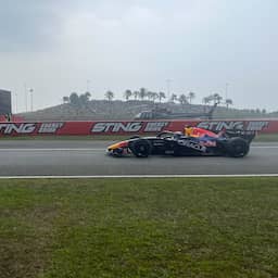Live F1 | Regen in aanloop naar race in Maleisië, Verstappen op pole