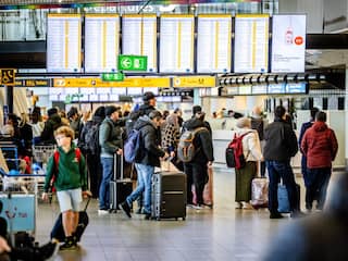 Schiphol verwacht deze zomer 12,7 miljoen passagiers, iets meer dan vorig jaar