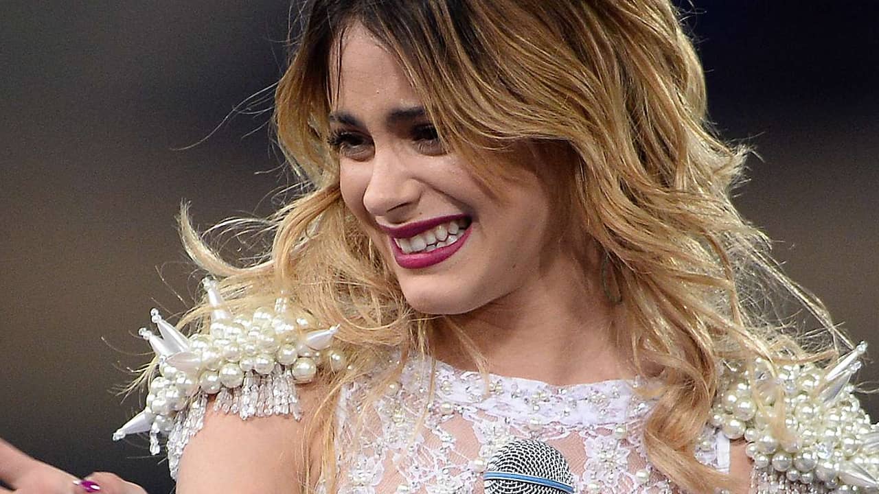 Martina Stoessel met cast van Violetta-film naar Amsterdam | Films