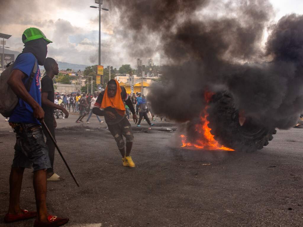 Geweld, geen drinkwater en storm op komst: situatie in Haïti verslechtert