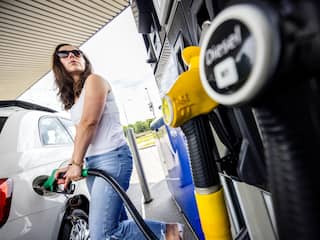 Benzineprijs blijft records breken: nu bijna halve euro hoger dan vóór oorlog