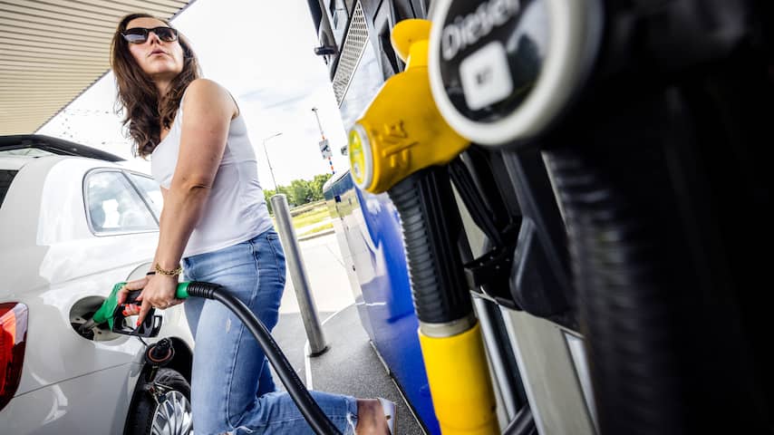 Benzineprijs blijft records breken: nu bijna halve euro hoger dan vóór oorlog