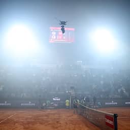Tennispartij Masters-toernooi Rome onderbroken vanwege rook bekerfeest Inter