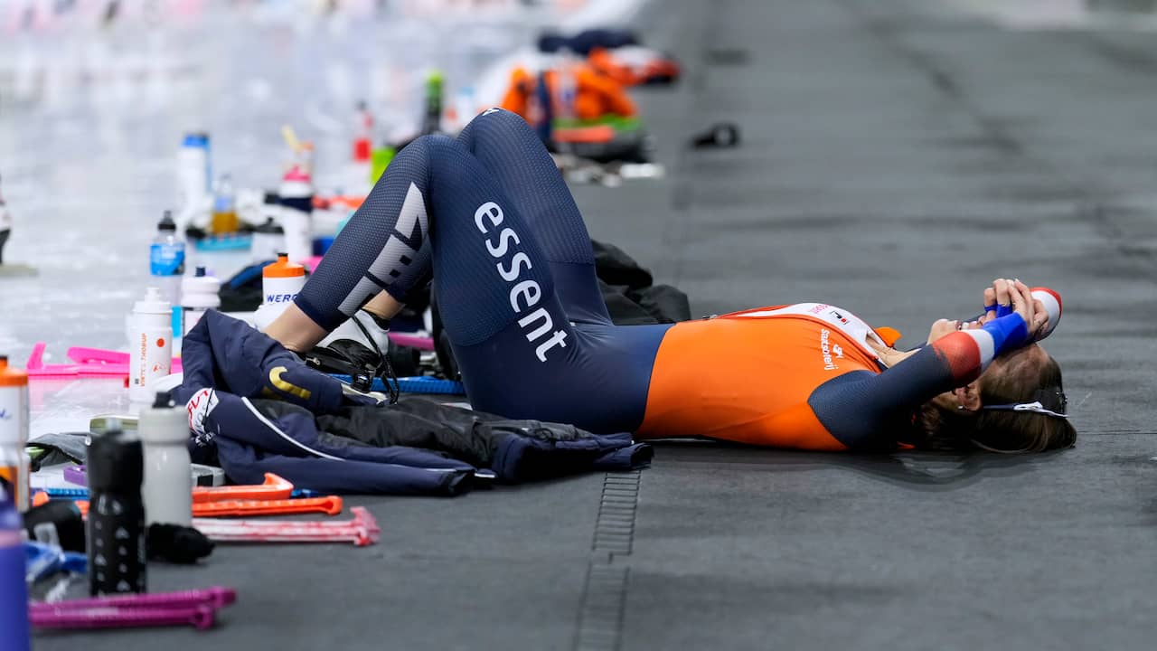 Schulting trải qua một buổi tối đầy kịch tính: 'Cú ngã không phải do vấn đề súng hiệu lệnh' | Trượt băng nghệ thuật | NU.nl