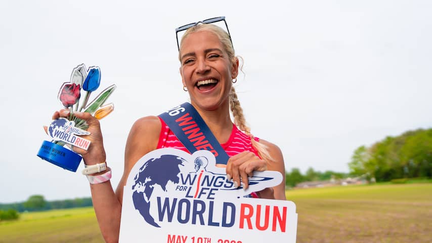 Keetels blijft stewardess na verlof voor marathon Amsterdam: 'Heb vliegen gemist'