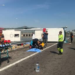 Elf doden en tientallen gewonden bij zwaar busongeluk in Turkije