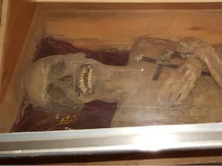 Mysterie rond 'luchtgedroogde' mummie opgelost: priester gebalsemd via anus