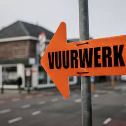 Eenrichtingsverkeer in Baarle-Nassau moet vuurwerkpubliek in goede banen leiden