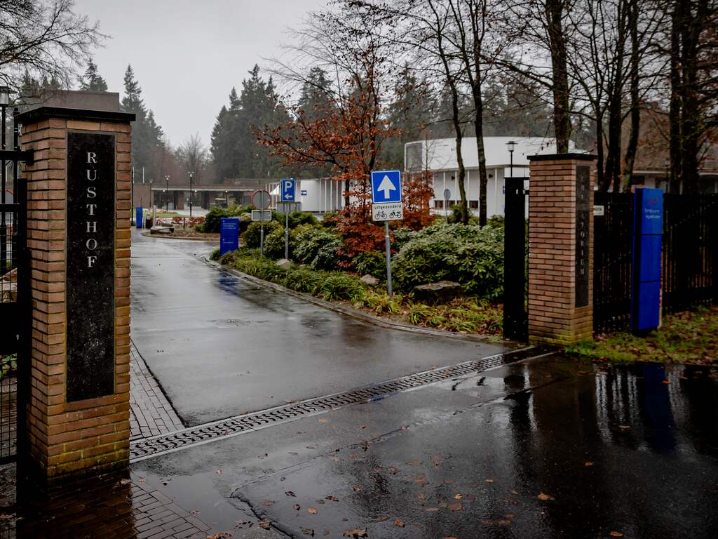 Begraafplaats had geen toestemming mogen geven voor spirituele bijeenkomst