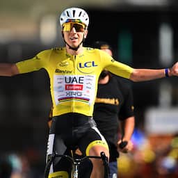 Live Tour | Pogacar viert winst op Alpe d'Huez, Rubio klapt achterop teamauto