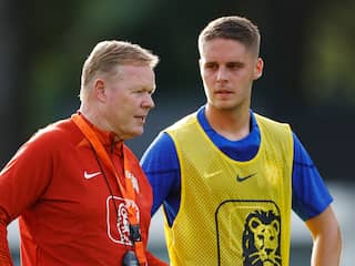 Joey Veerman sneert naar Koeman met paginagrote reclame: 'Met echt karakter'