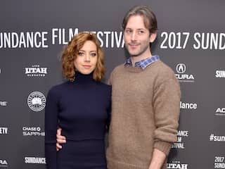Actrice Aubrey Plaza worstelt dagelijks met verlies van man: 'Oceaan van ellende'