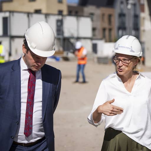 Illustratie bij: Minister wil op vijf nieuwe locaties bouw van 30.000 woningen versnellen
