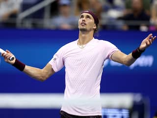 Zverev ontsnapt wéér in nachtduel US Open, Monfils (40) klaar op Grand Slams