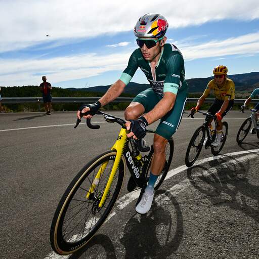 Illustratie bij: Live Vuelta | Van Aert wil toeslaan in heuvelrit, bekijk de koerssituatie