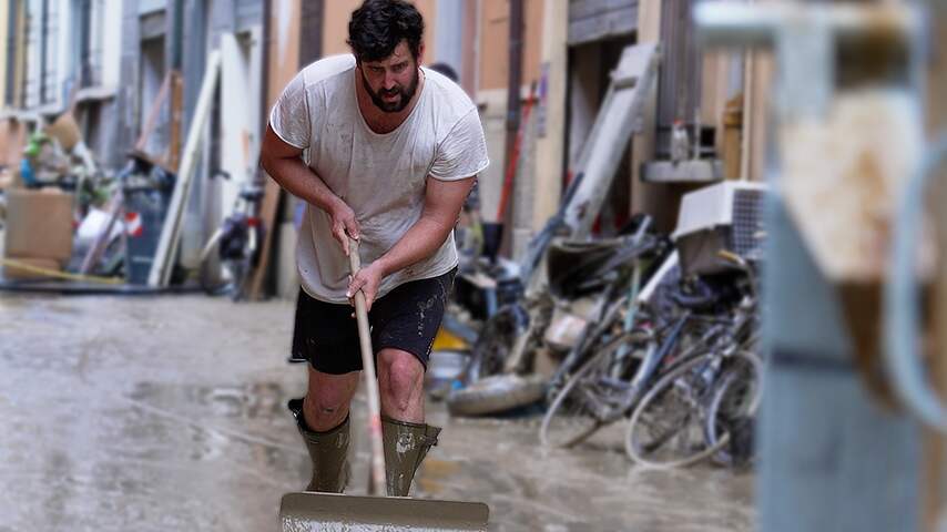 Ravage in Italiaanse stad na noodweer: ‘Het water kwam meters hoog’