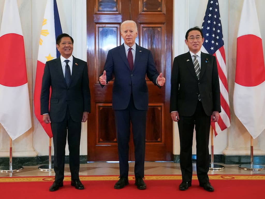 Biden waarschuwt China: VS steunt Filipijnen bij aanval in Zuid-Chinese Zee