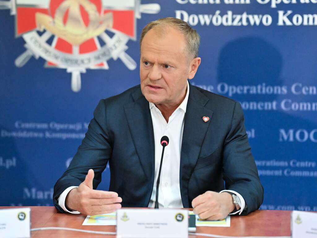 Poolse premier Tusk vraagt om vertrouwensstemming na verkiezingen