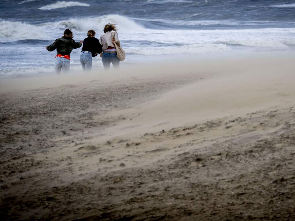 Weekendweerbericht | Nat najaarsweer, code geel en kans om komeet te spotten