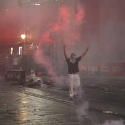 Tientallen agenten gewond door protesten in Bologna na dodelijke arrestatie