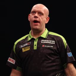Van Gerwen moet derde Premier League-avond laten schieten door ziekte