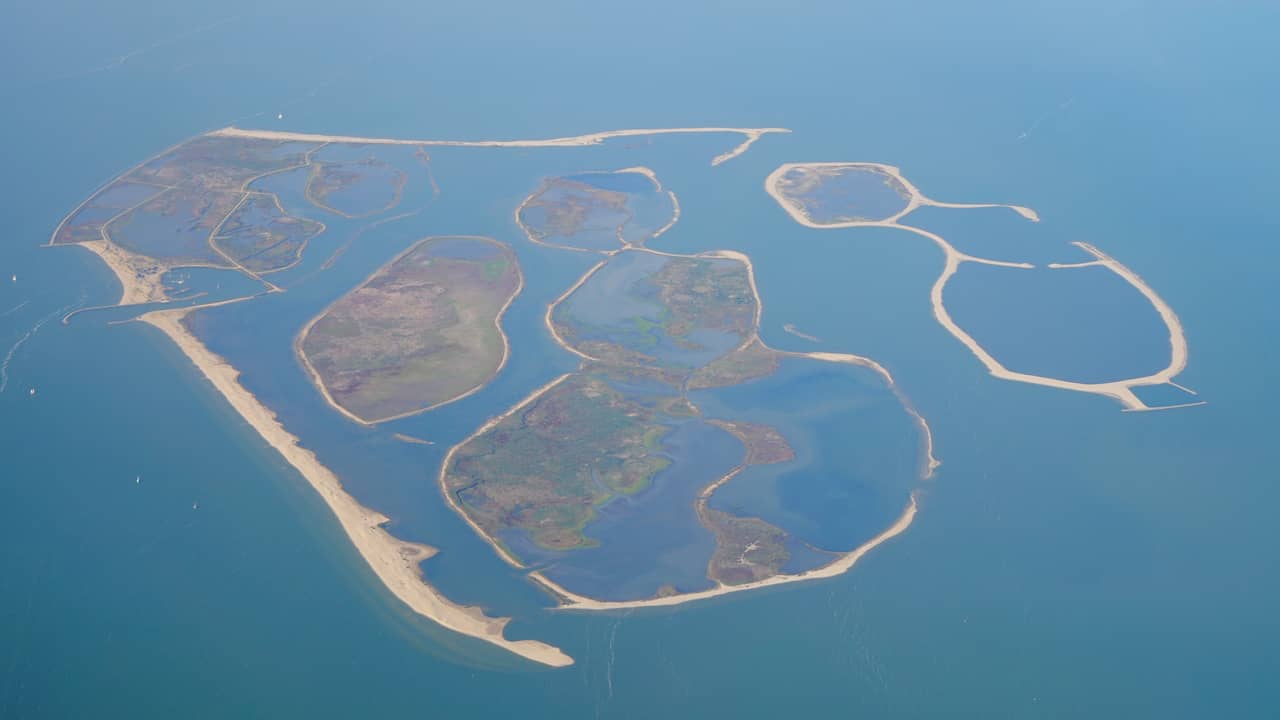 Bestrijdingsmiddelen reiken zelfs tot Marker Wadden, 7 kilometer van vasteland
