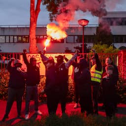 Van Apeldoorn tot Loosdrecht: geweld en vuurwerk domineren azc-protesten