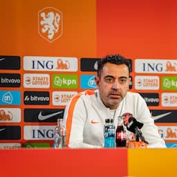 Xavi positief over niveau Eredivisie: 'Ajax-PSV was van Champions League-niveau'