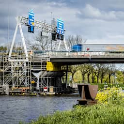 Lange file op A7 richting Amsterdam, nog maaréén rijstrook open bij Purmerend