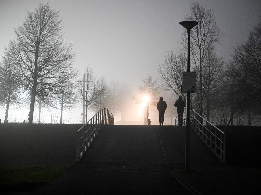 Het is deze winter opvallend vaak grijs en mistig: 'Pech dat het bleef hangen'