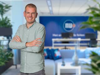 Vertrouwen in politici daalt, maar ook in journalisten