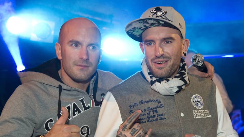 Foto bij Familie Ben Saunders niet aanwezig bij uitvaart: 'Zwaarste beslissing'
