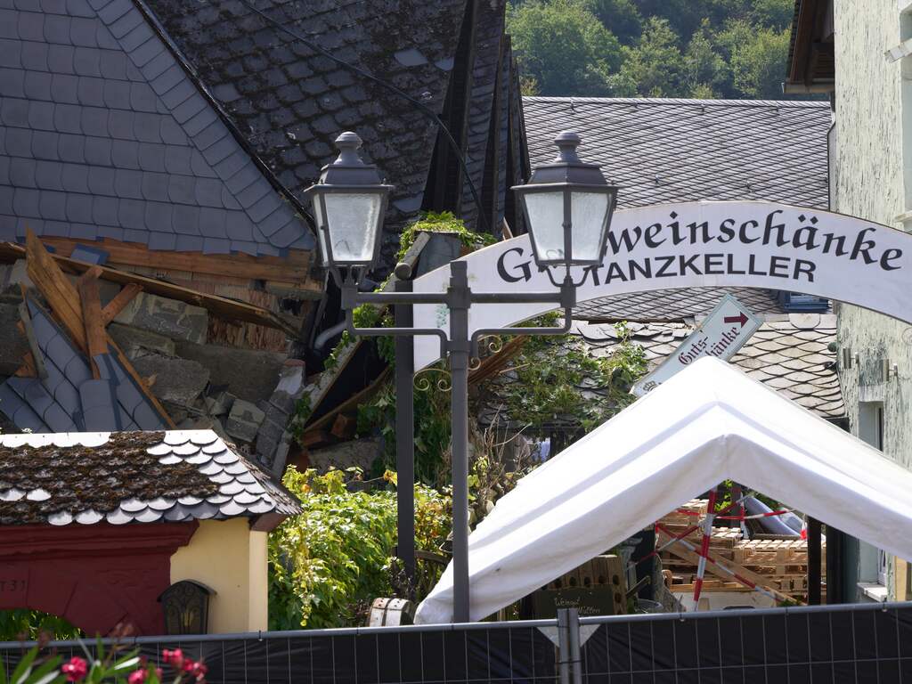 Laatste lichaam na ruim drie dagen onder ingestort Duits hotel vandaan gehaald