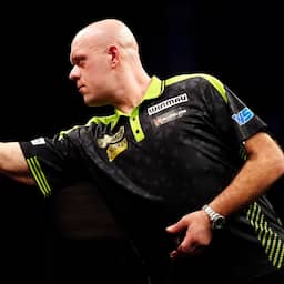 Van Gerwen klopt Littler in Premier League, maar verliest finale tegen Price