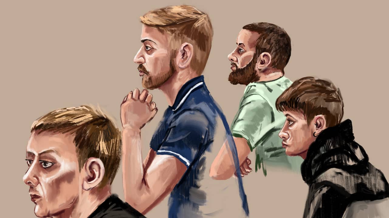 Celstraffen voor gooien zwaar vuurwerk naar politie bij azc-protest in Doetinchem