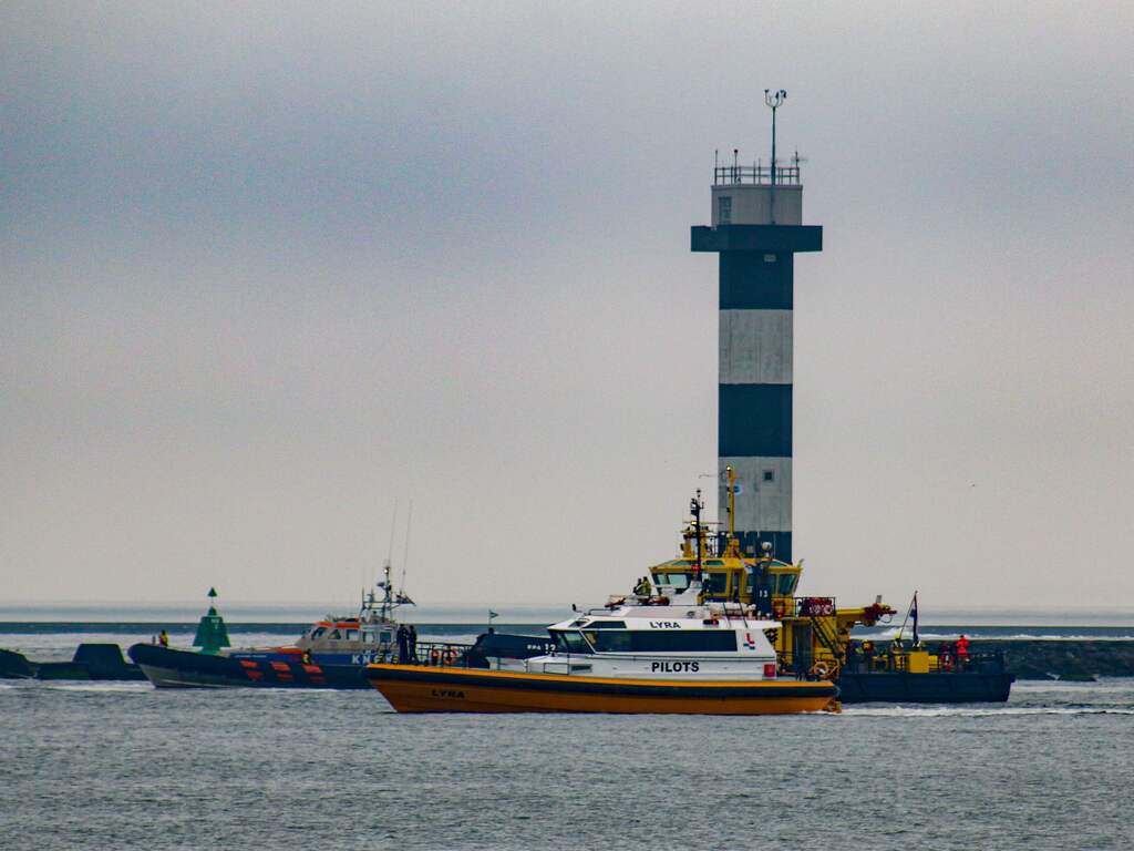 Politiehelikopter zocht Noors vliegtuigje dat later crashte in Rotterdam
