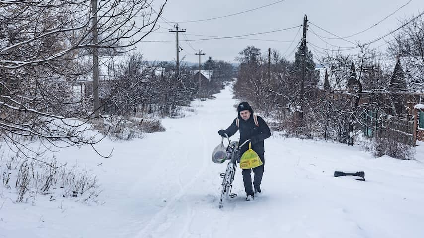 Oekraïne bereidt zich voor op zware winter: 'Voor het eerst ook Russen in de kou'