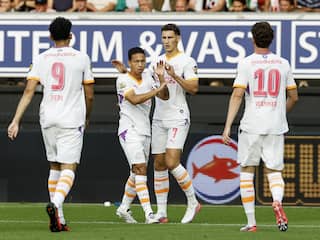 PSV boekt welkome zege bij Excelsior, Van Bommel maakt eerste goal in een jaar