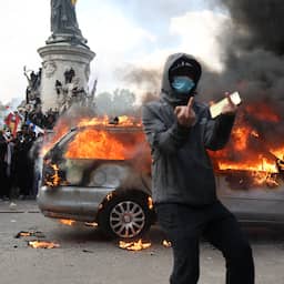 Franse onlusten breiden zich uit: rellen in Parijs, Lyon, Marseille, Nice, Lille en Straatsburg