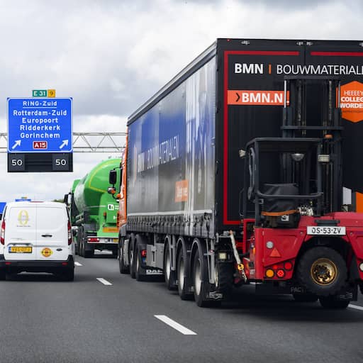 Illustratie bij: Landelijke ov-staking en wegwerkzaamheden: 'Houd rekening met vertraging'