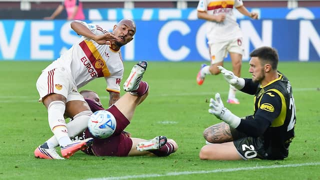 Malen werkt bal struikelend doel in voor zesde goal van seizoen