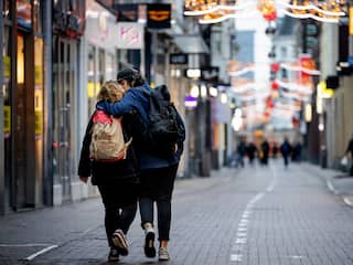 Vandaag gaat Nederland in lockdown: dit zijn de maatregelen