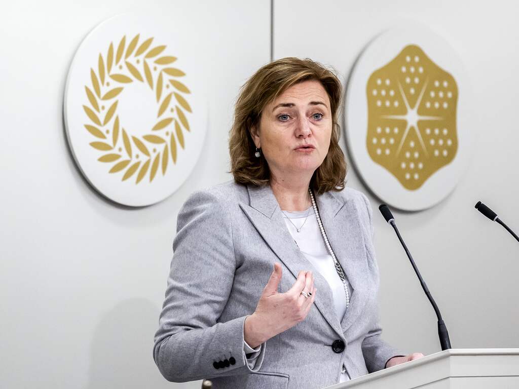 Extra verhoging minimumloon definitief van de baan