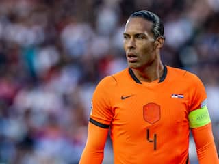 Oranjecaptain Van Dijk wacht 100e interland: 'Dacht dat ik het nooit zou halen'