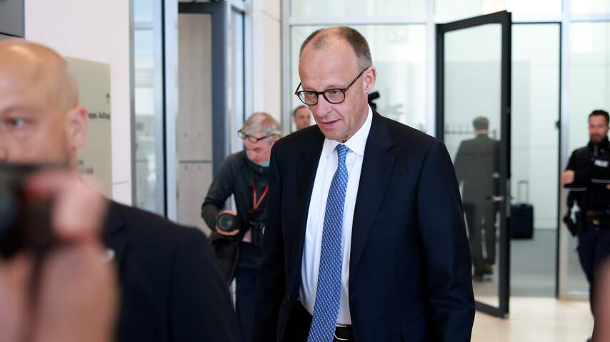 Merz druipt af nadat Duits parlement niet instemt met kanselierschap