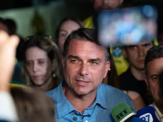 Flávio Bolsonaro wint eerste ronde verkiezingen in Brazilië, tweede ronde nodig