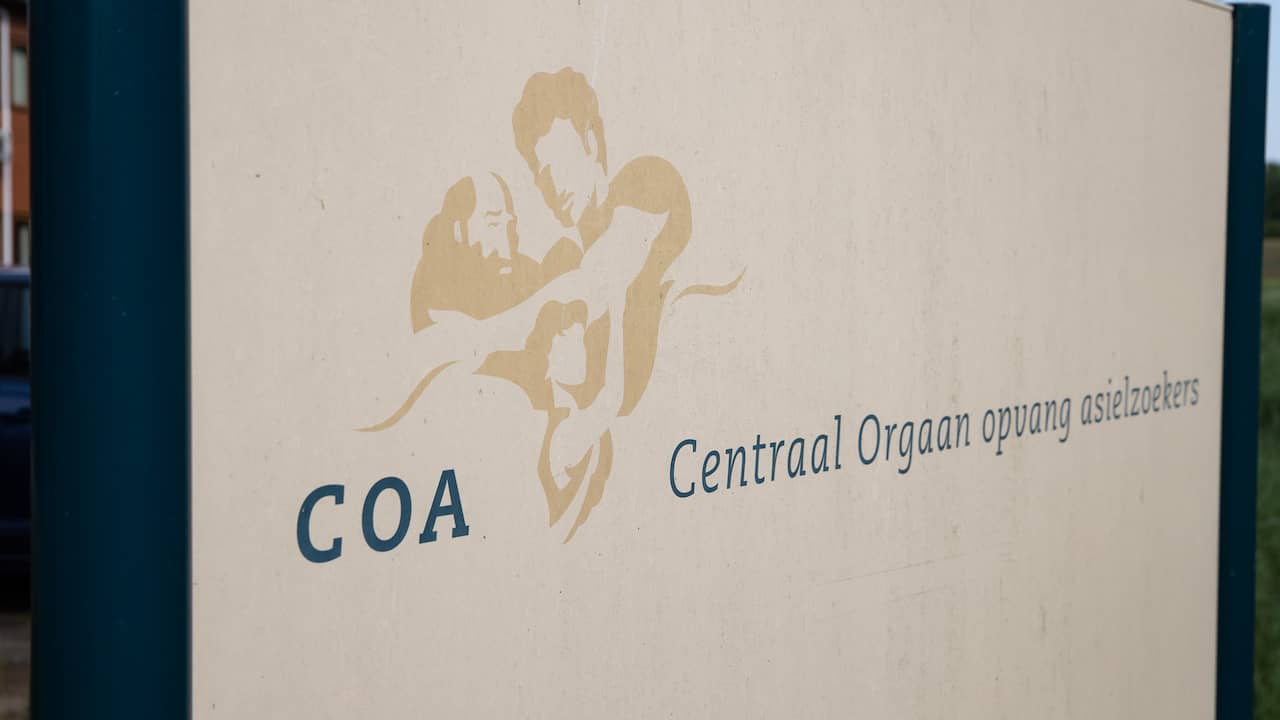 Nuenen deelt adressen van tegenstanders azc per ongeluk met anderen