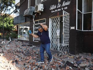 Tientallen doden na zware aardbeving in Colombia, gebouwen ingestort