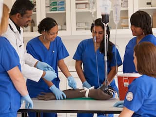 Stagediscriminatie aanpakken duurt lang, dus nu komt het nog op docenten aan