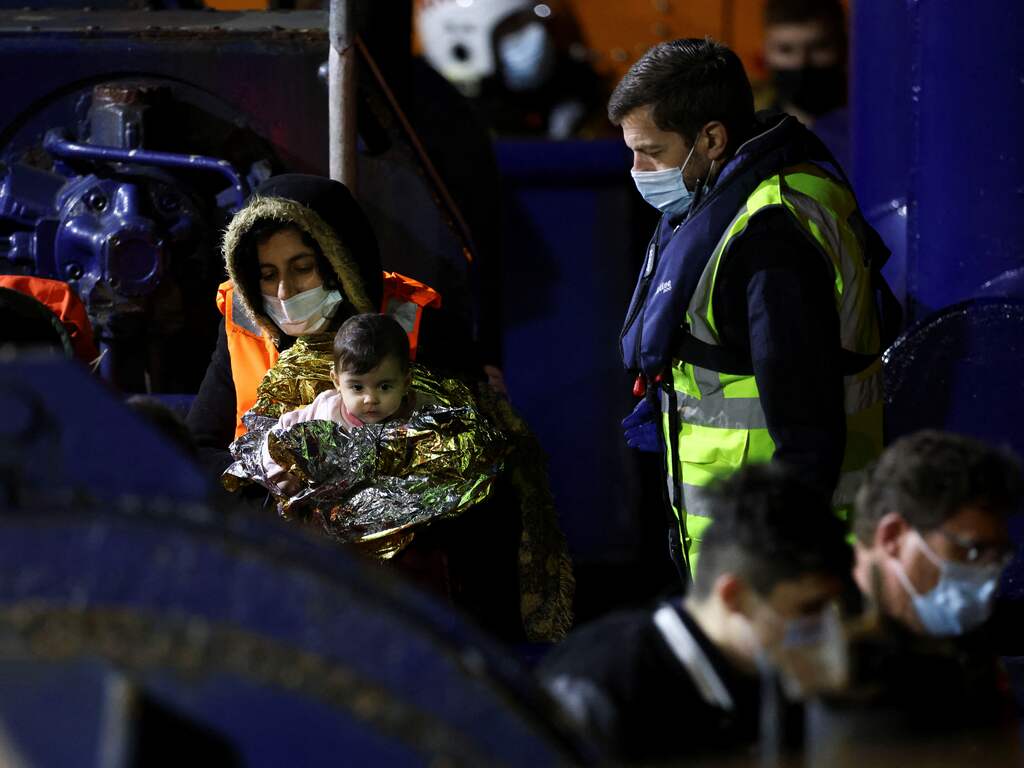 Recordaantal vluchtelingen steekt Het Kanaal over naar Verenigd Koninkrijk